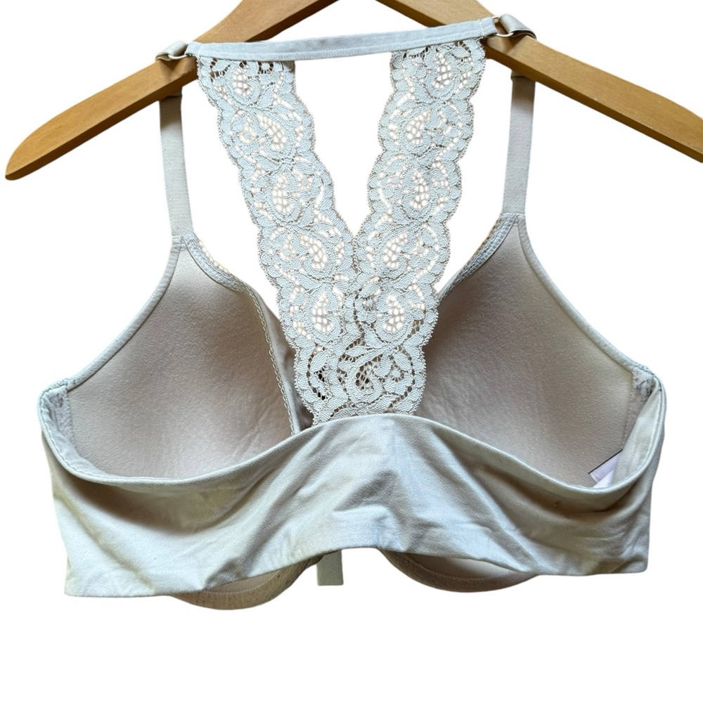 Victoria’s Secret Body by Victoria Racerback Perfect‎ Coverage Bra - Picture 2 of 4